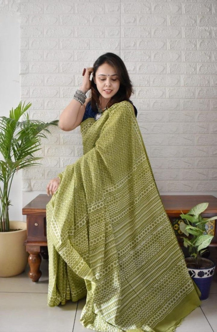 Generic Women's Linen Printed Saree With Unstitched Blouse - 5.5 Mtr (Green)